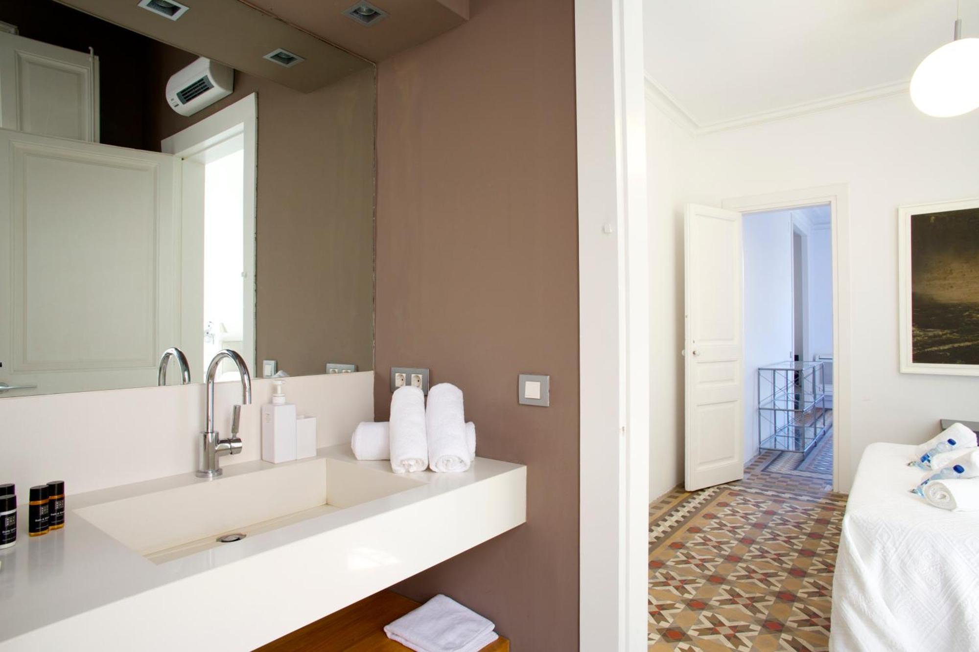 The Claris Suites I Barcelona Exterior foto