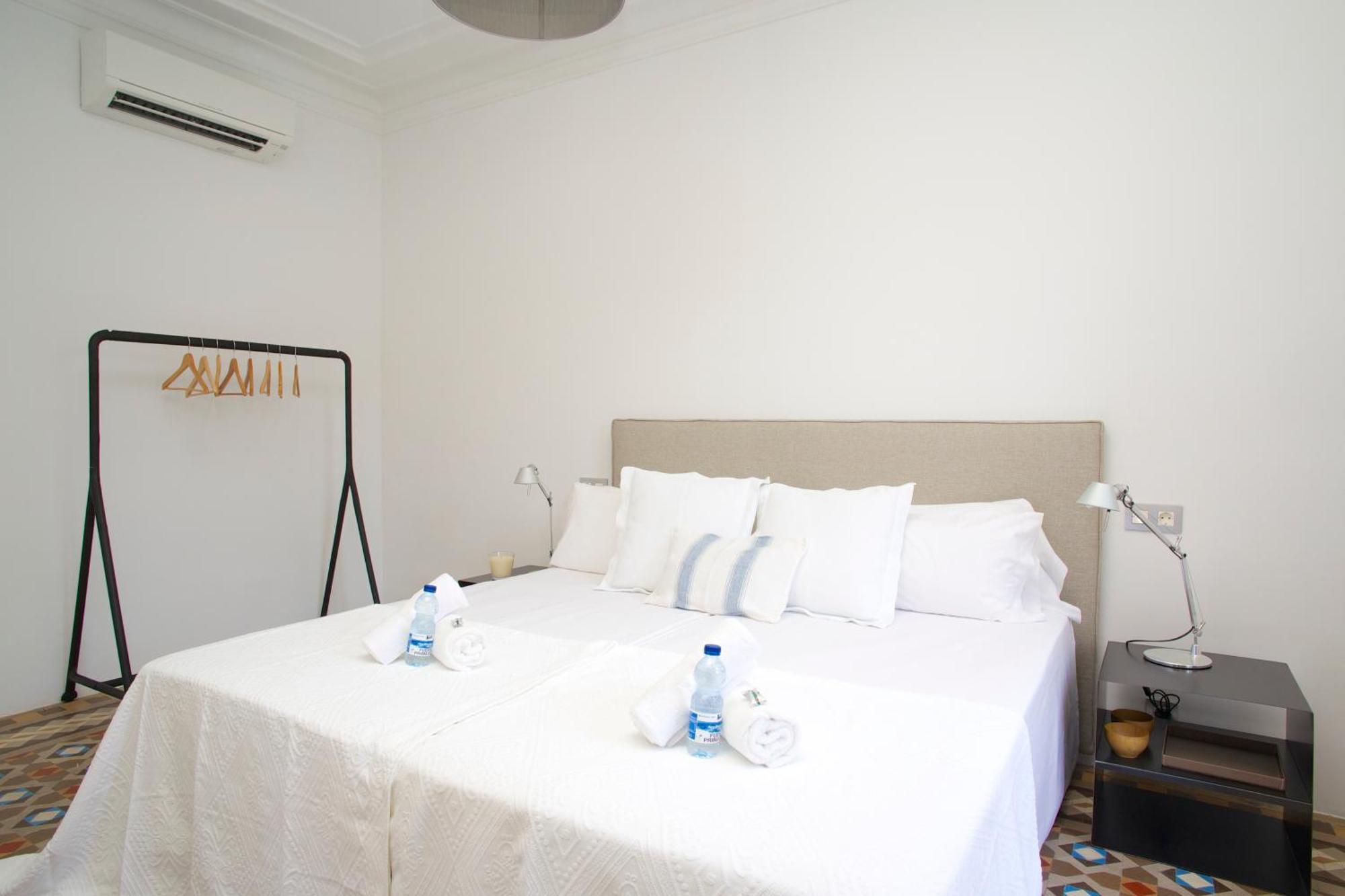 The Claris Suites I Barcelona Exterior foto